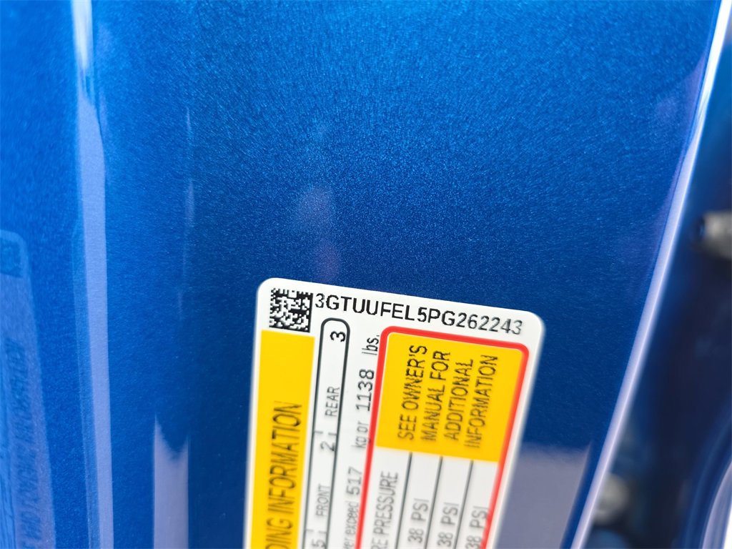 Used 2023 GMC Sierra 1500 AT4X image 37