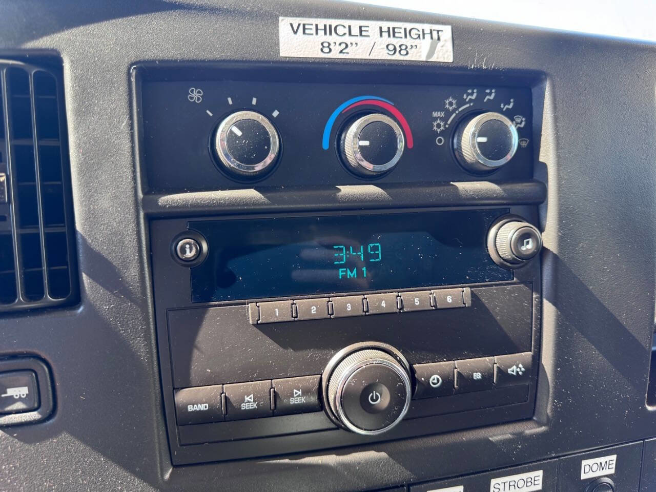 Used 2013 Chevrolet Express 2500 RWD image 17