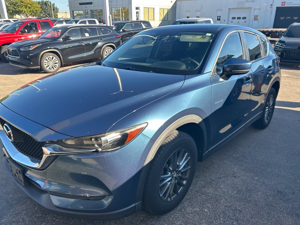 Used 2017 MAZDA CX-5 Sport AWD/4WD image 3