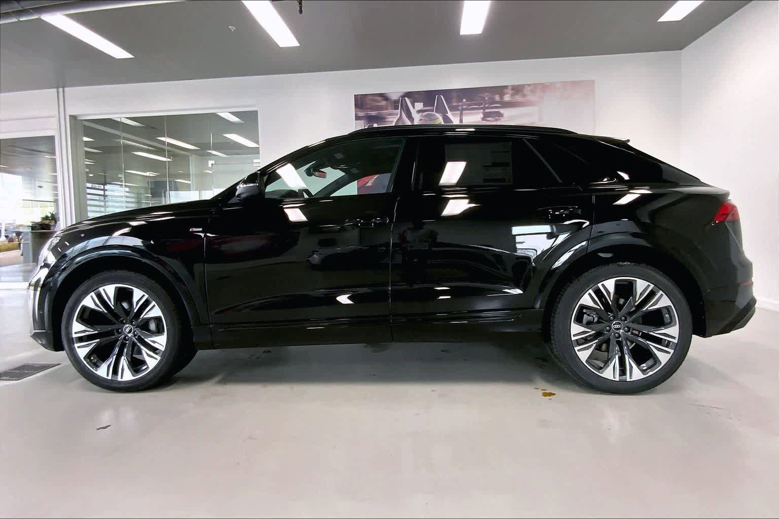 New 2026 Audi Q8 Premium Plus AWD/4WD image 3