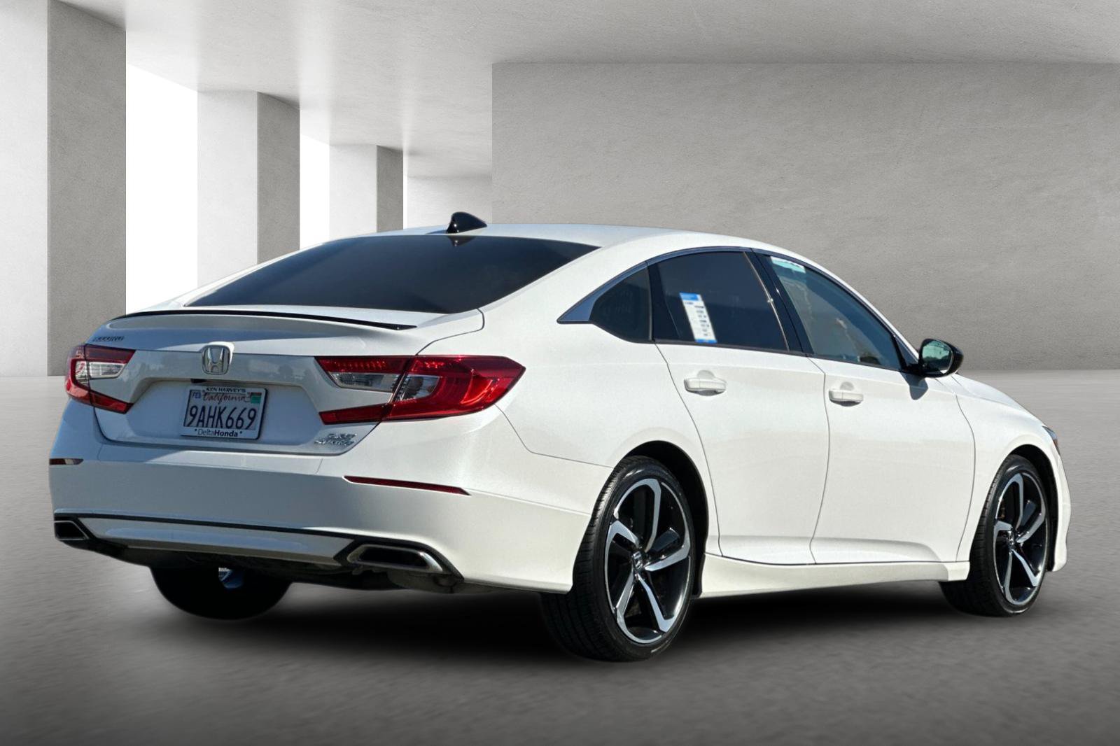 Certified 2022 Honda Accord Sport image 4
