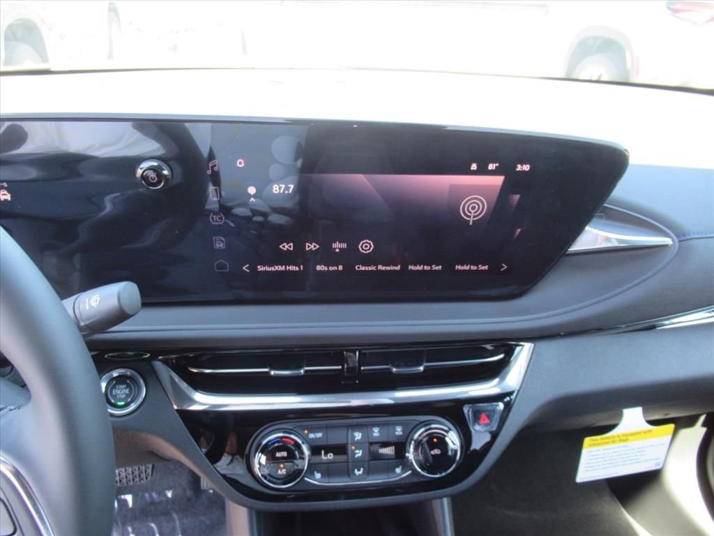 New 2026 Buick Envista Sport Touring FWD image 22