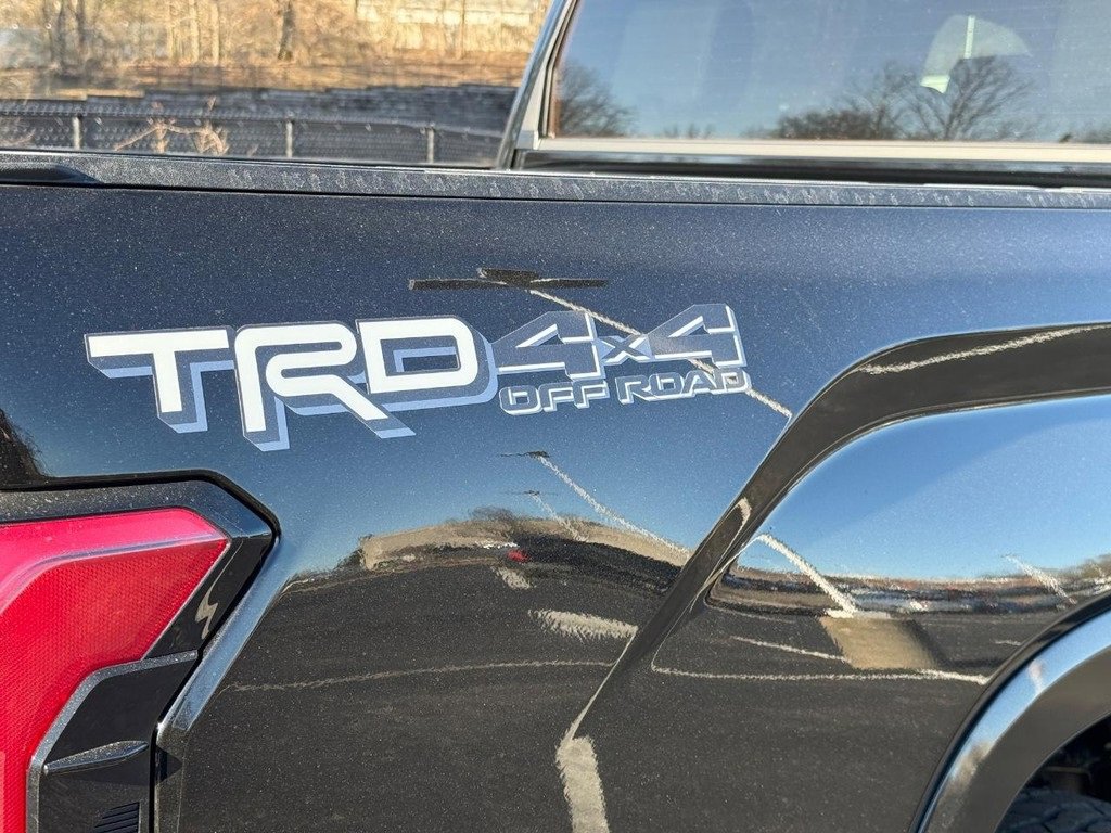 New 2025 Toyota Tundra Platinum image 4