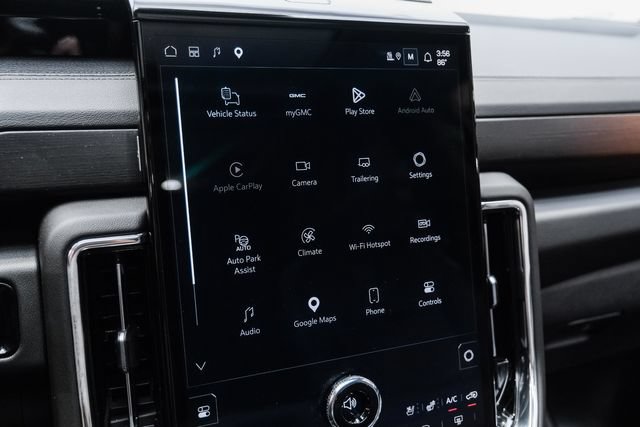 Used 2026 GMC Yukon Denali w/ Sun & Power Step Package AWD/4WD image 13
