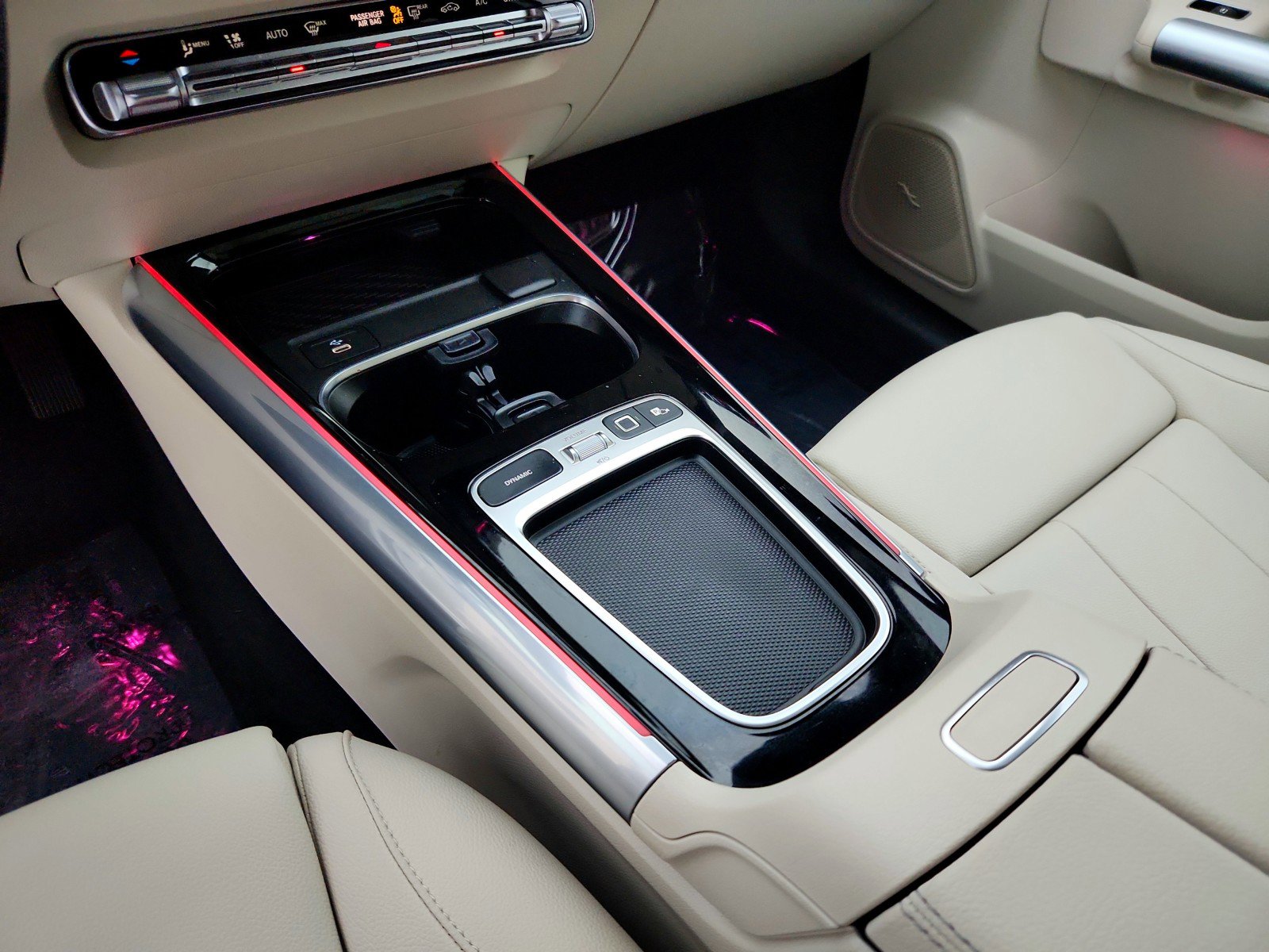 Certified 2026 Mercedes-Benz GLA 250 image 25
