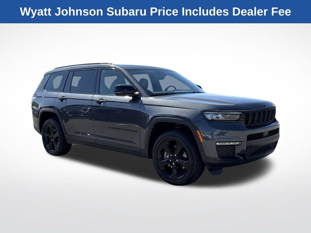 Used 2025 Jeep Grand Cherokee L Limited AWD/4WD image 9