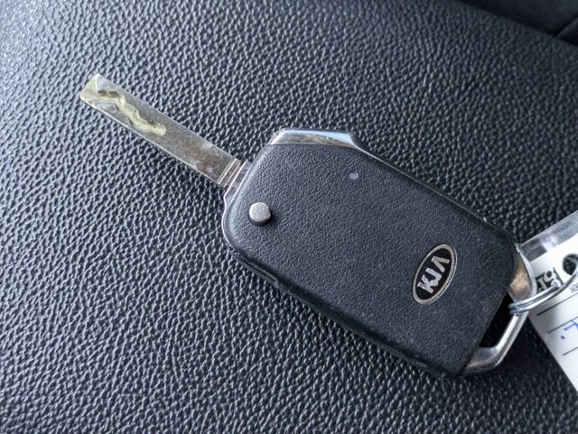 Used 2021 Kia Forte LXS image 30