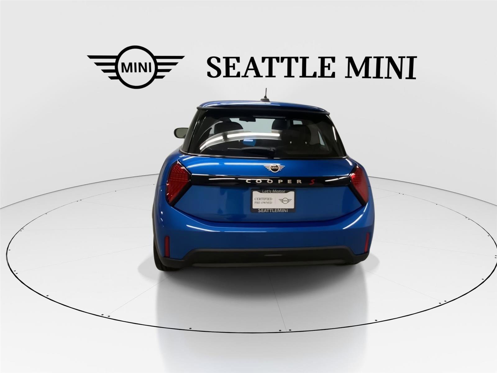 Certified 2025 MINI Cooper S image 9