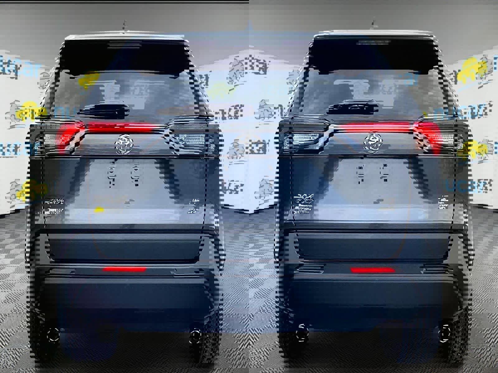 Used 2025 Toyota RAV4 LE image 5