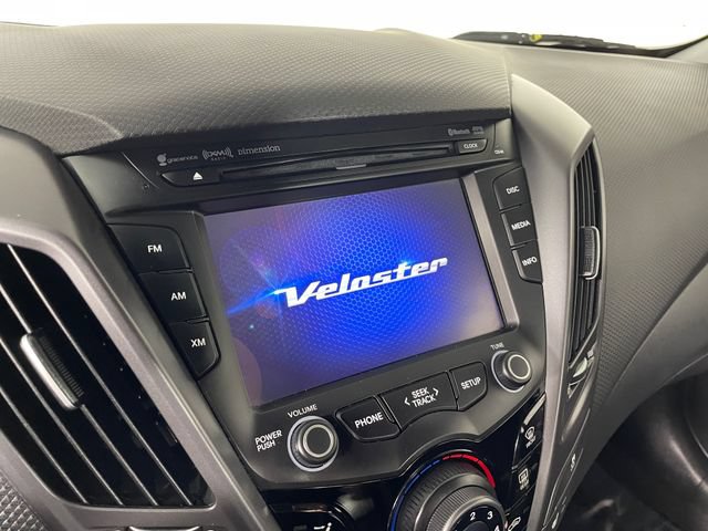 Used 2015 Hyundai Veloster Turbo FWD image 7
