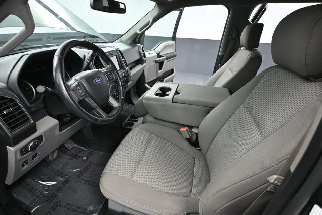 Used 2018 Ford F150 XLT w/ Equipment Group 302A Luxury AWD/4WD image 17