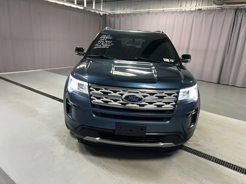Used 2018 Ford Explorer XLT w/ Equipment Group 202A image 2