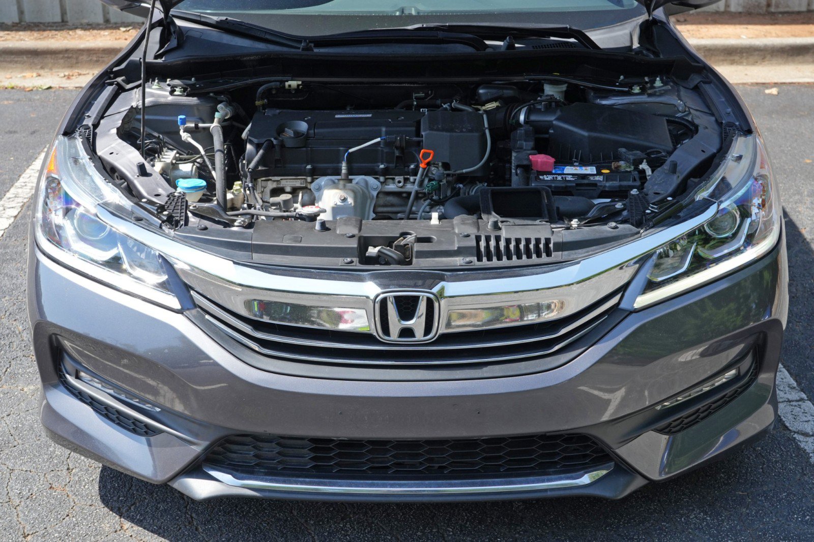 Used 2017 Honda Accord Sport image 7