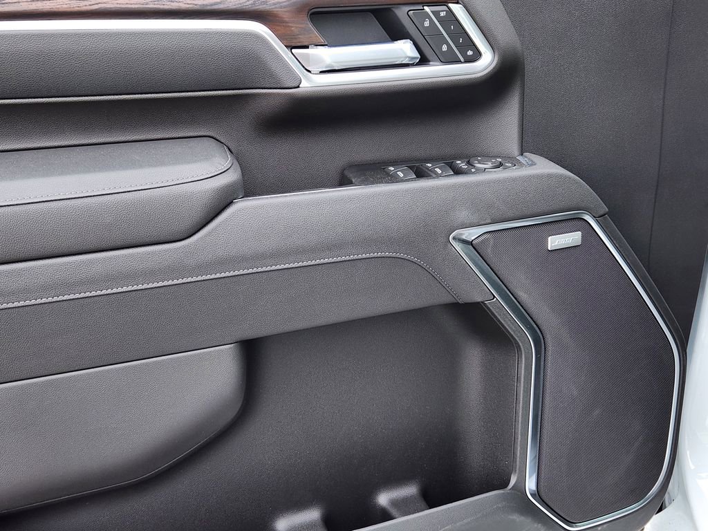 New 2026 GMC Sierra 2500 SLT w/ SLT Premium Package image 13