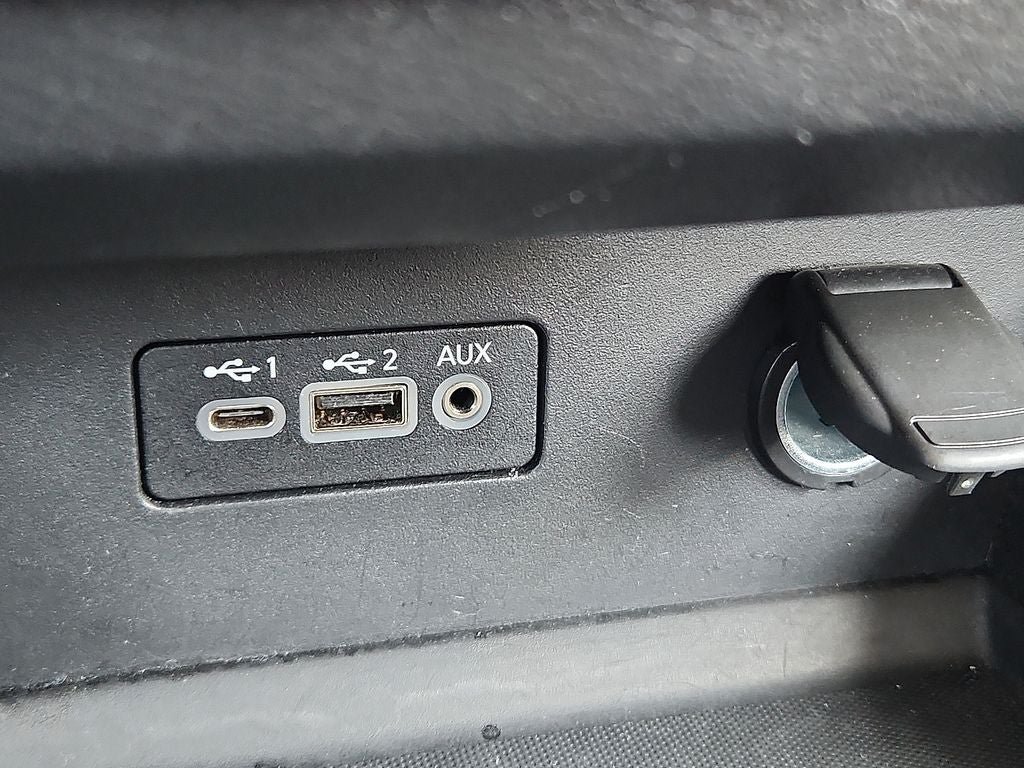 Used 2025 Nissan Altima 2.5 SV FWD image 20