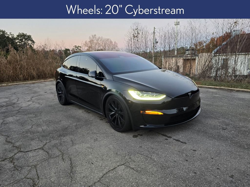 Used 2022 Tesla Model X Plaid image 8