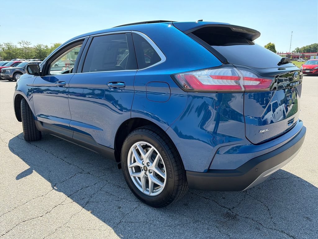 Used 2024 Ford Edge SEL w/ Convenience Package AWD/4WD image 5