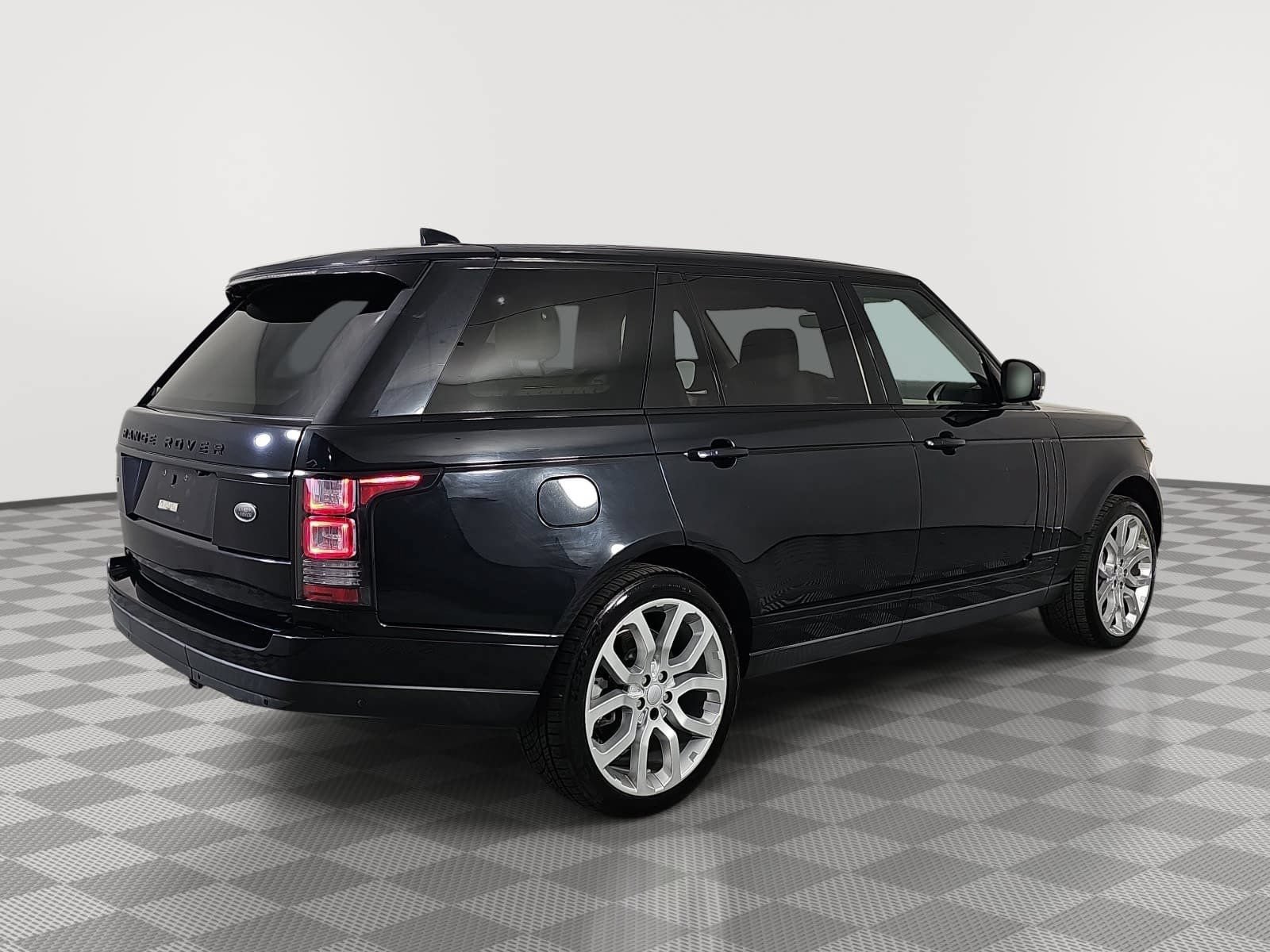 Used 2017 Land Rover Range Rover Long Wheelbase Supercharged AWD/4WD image 8