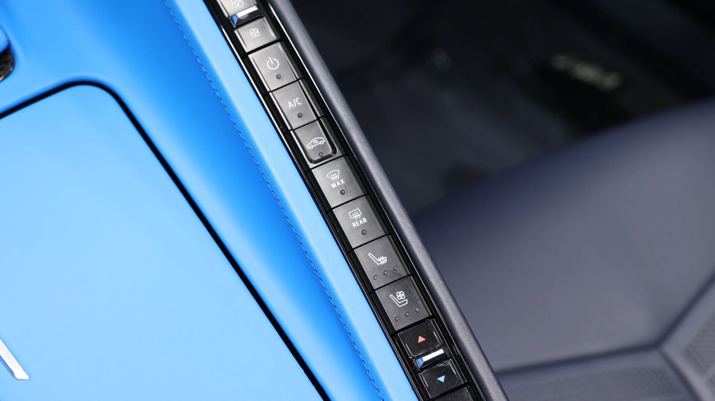 Used 2022 Chevrolet Corvette Stingray Premium Conv w/ Z51 Performance Package image 56