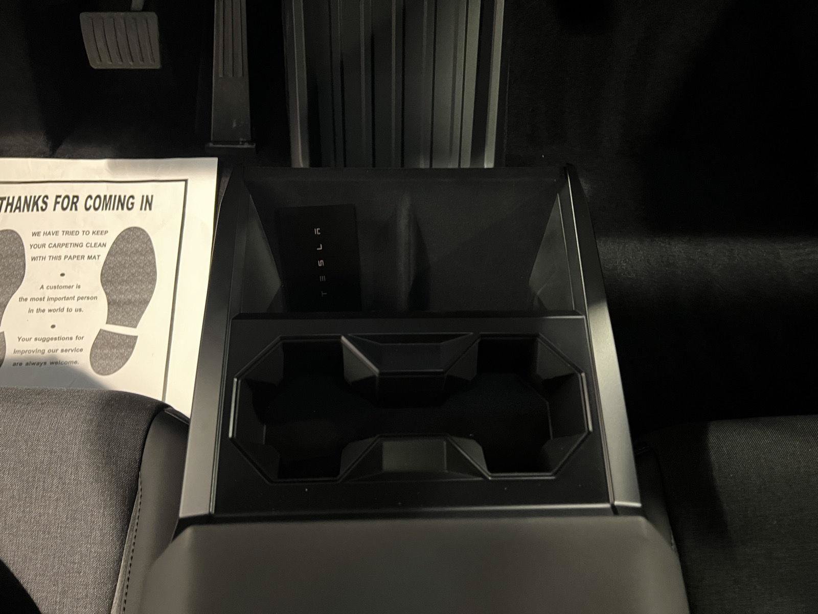 Used 2026 Tesla Cybertruck AWD Crew Cab image 21
