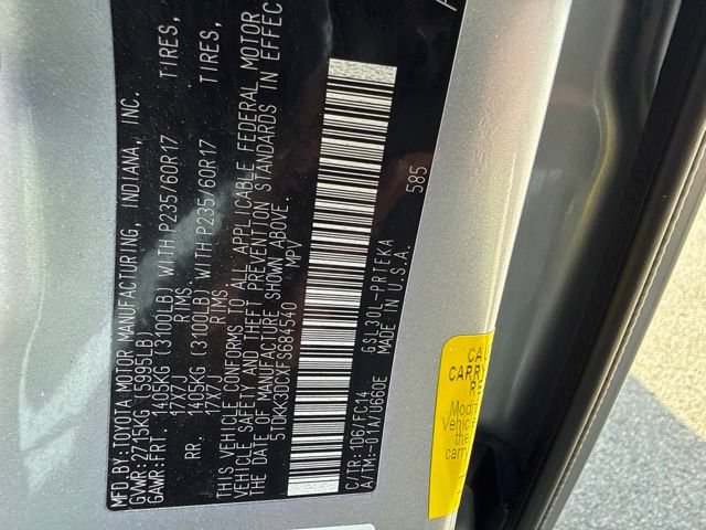 Used 2015 Toyota Sienna LE FWD image 27