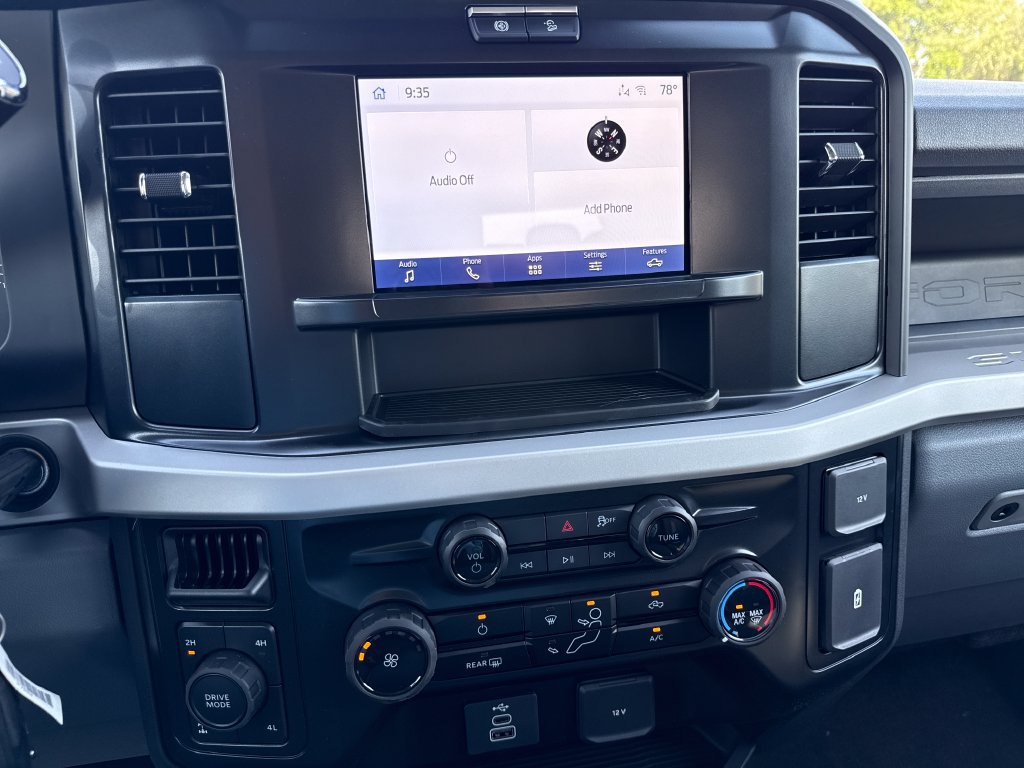 New 2026 Ford F250 XL w/ STX Appearance Package AWD/4WD image 9