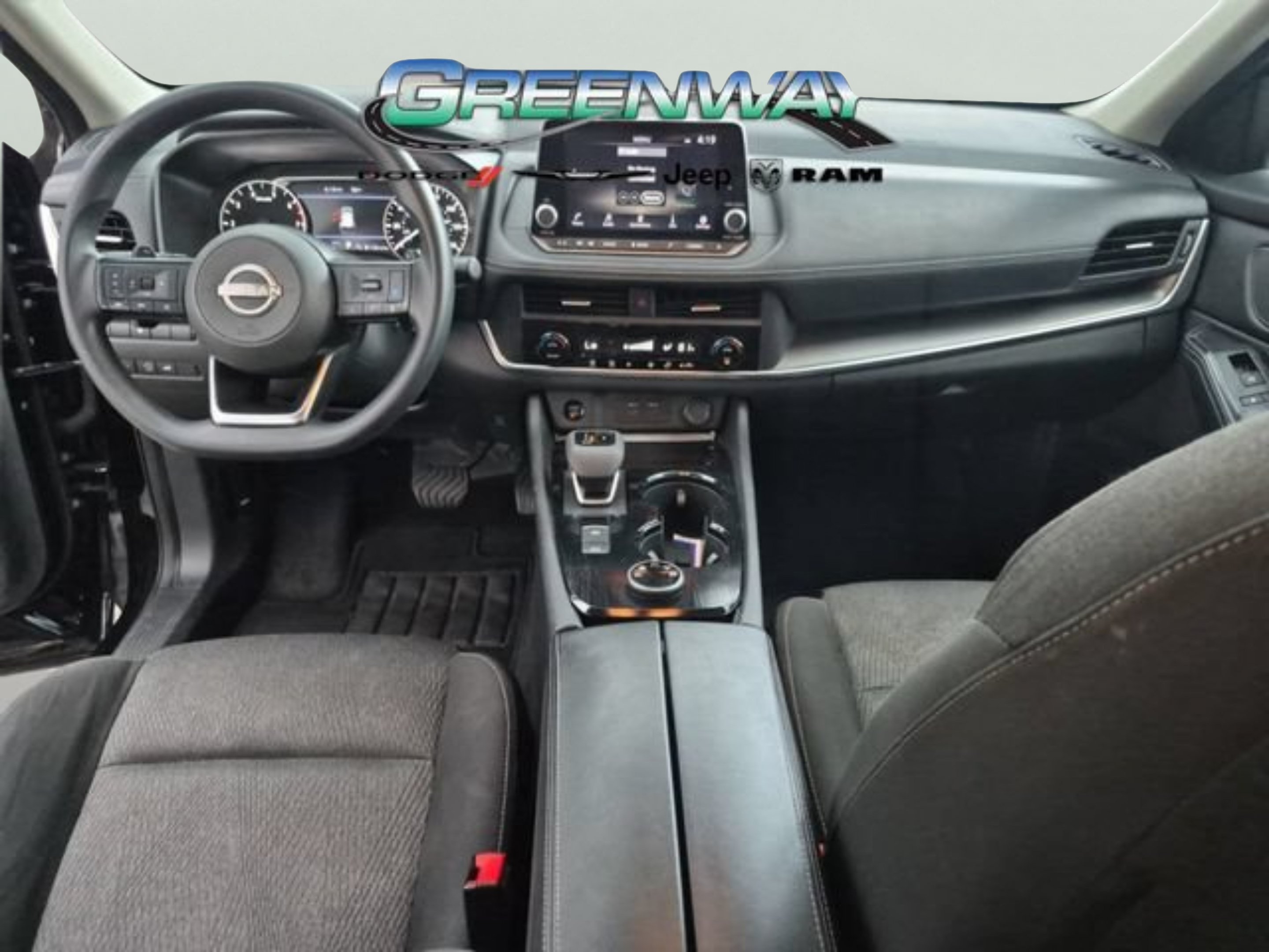 Used 2024 Nissan Rogue SV AWD/4WD image 9
