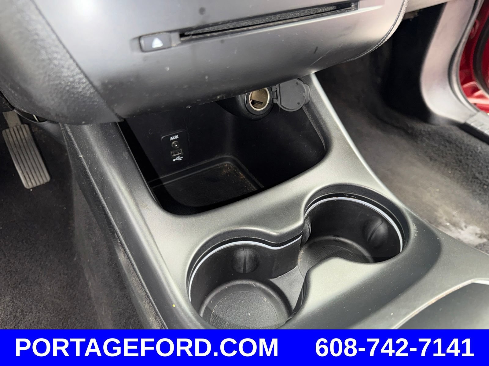 Used 2019 Dodge Journey SE FWD image 18