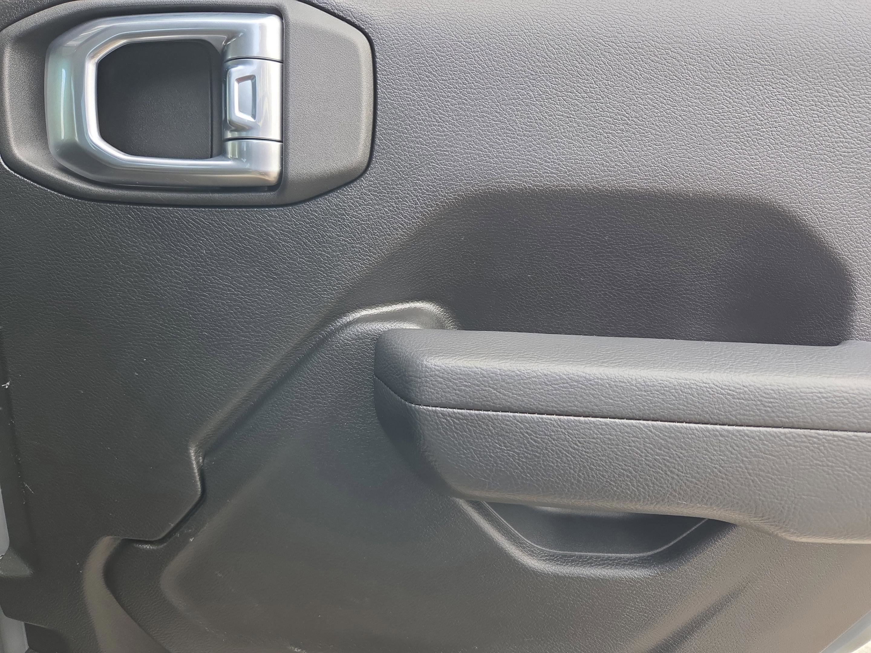 Used 2022 Jeep Gladiator Sport image 26