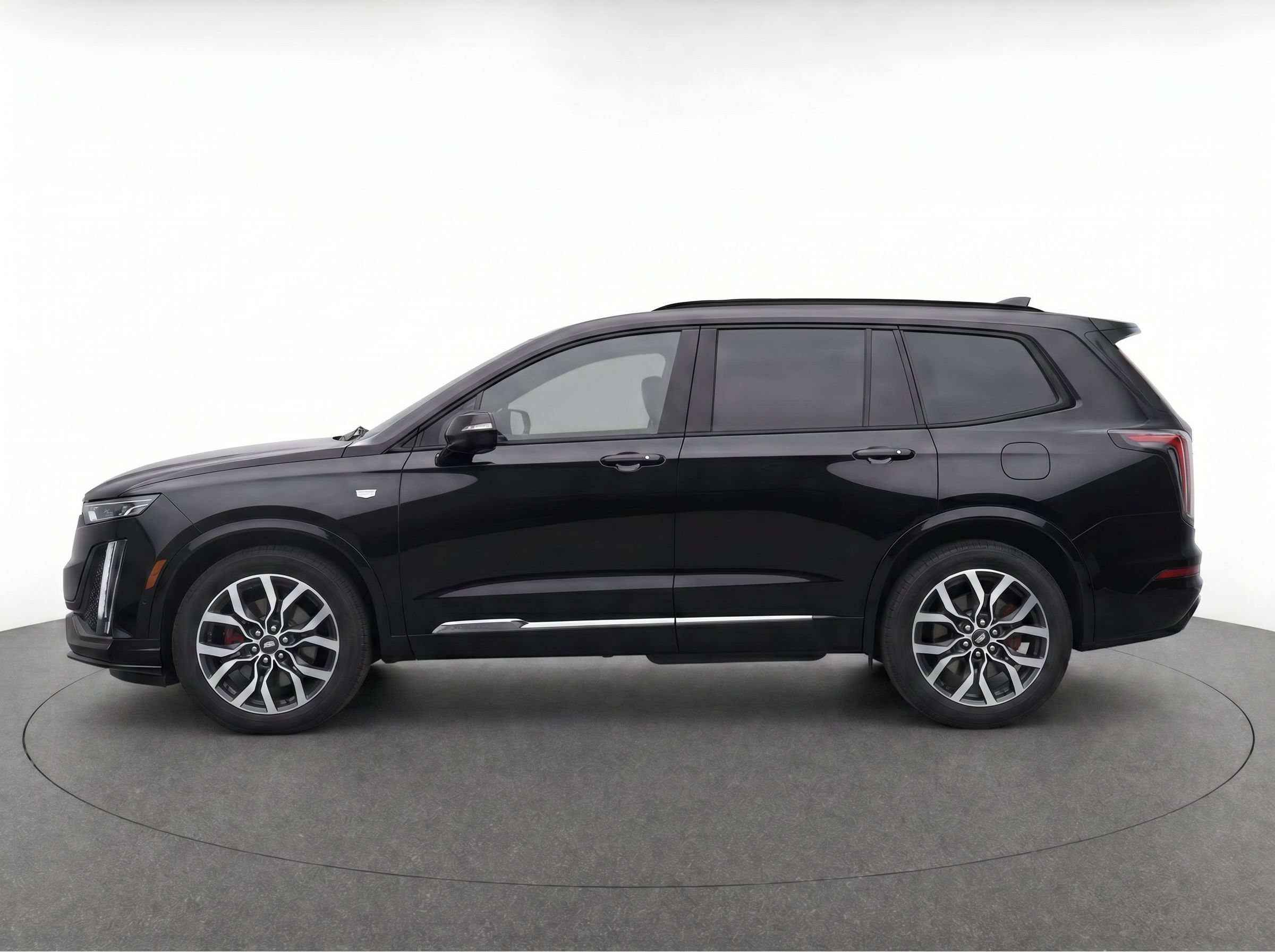 Used 2023 Cadillac XT6 Sport w/ Technology Package AWD/4WD image 6