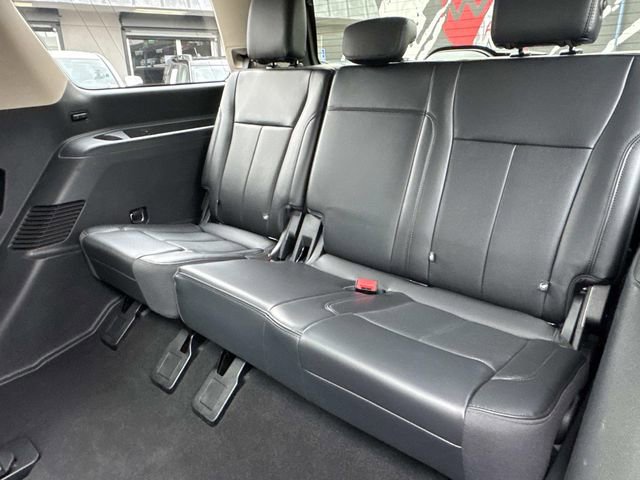 Used 2023 Ford Expedition XLT image 14