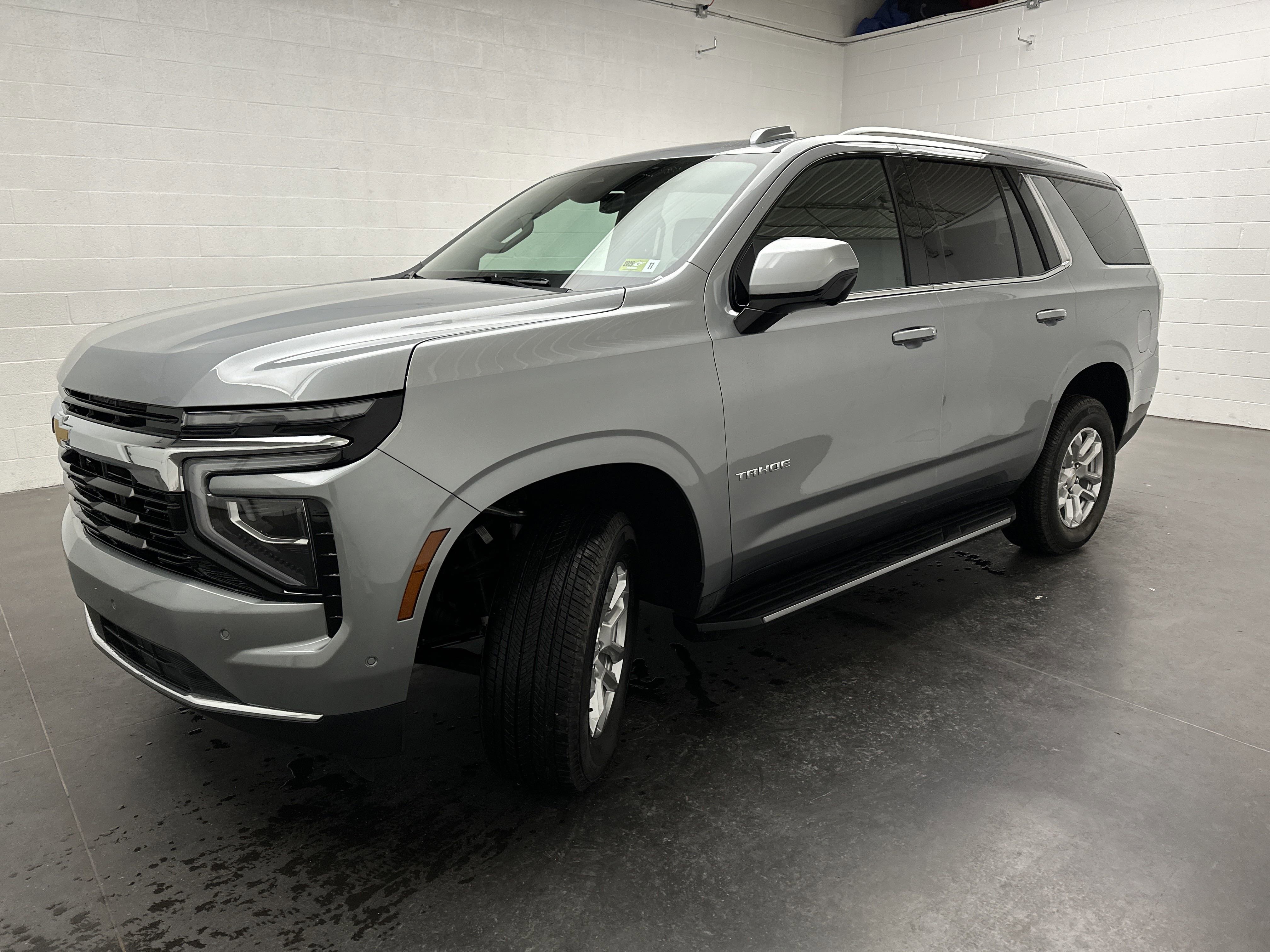 Used 2025 Chevrolet Tahoe LS image 5