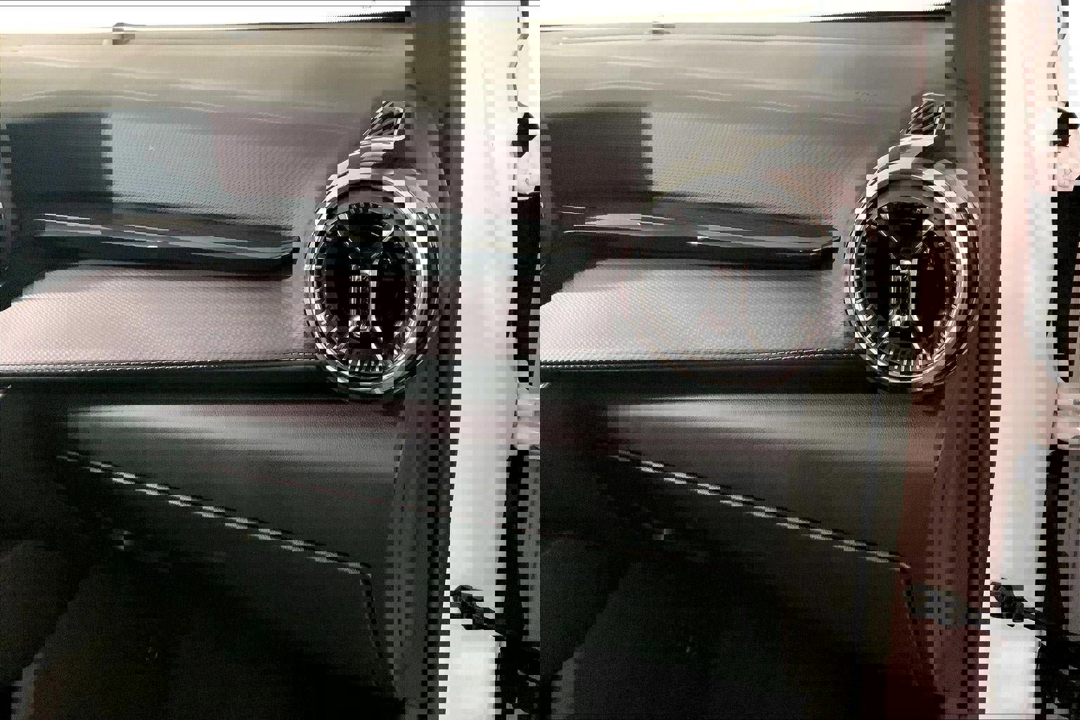 Used 2025 Chevrolet Equinox LT image 16