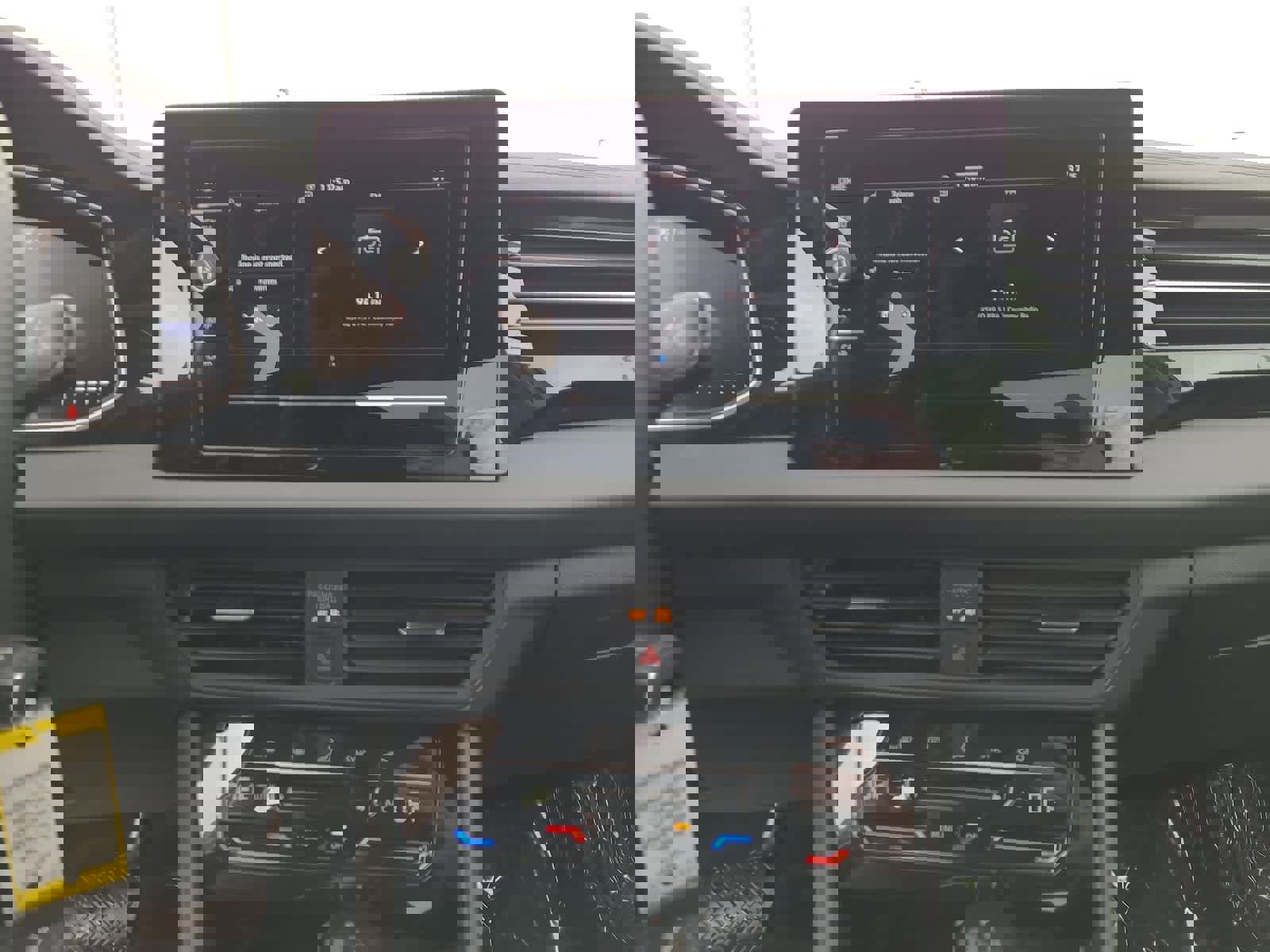 Used 2025 Volkswagen Jetta S image 24