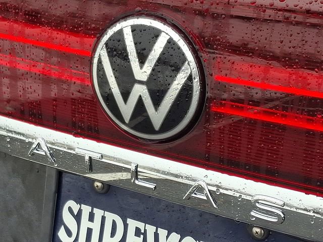 New 2026 Volkswagen Atlas Cross Sport SE image 12