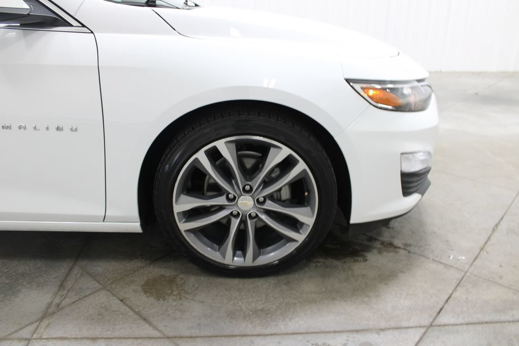 Used 2025 Chevrolet Malibu LT FWD image 36