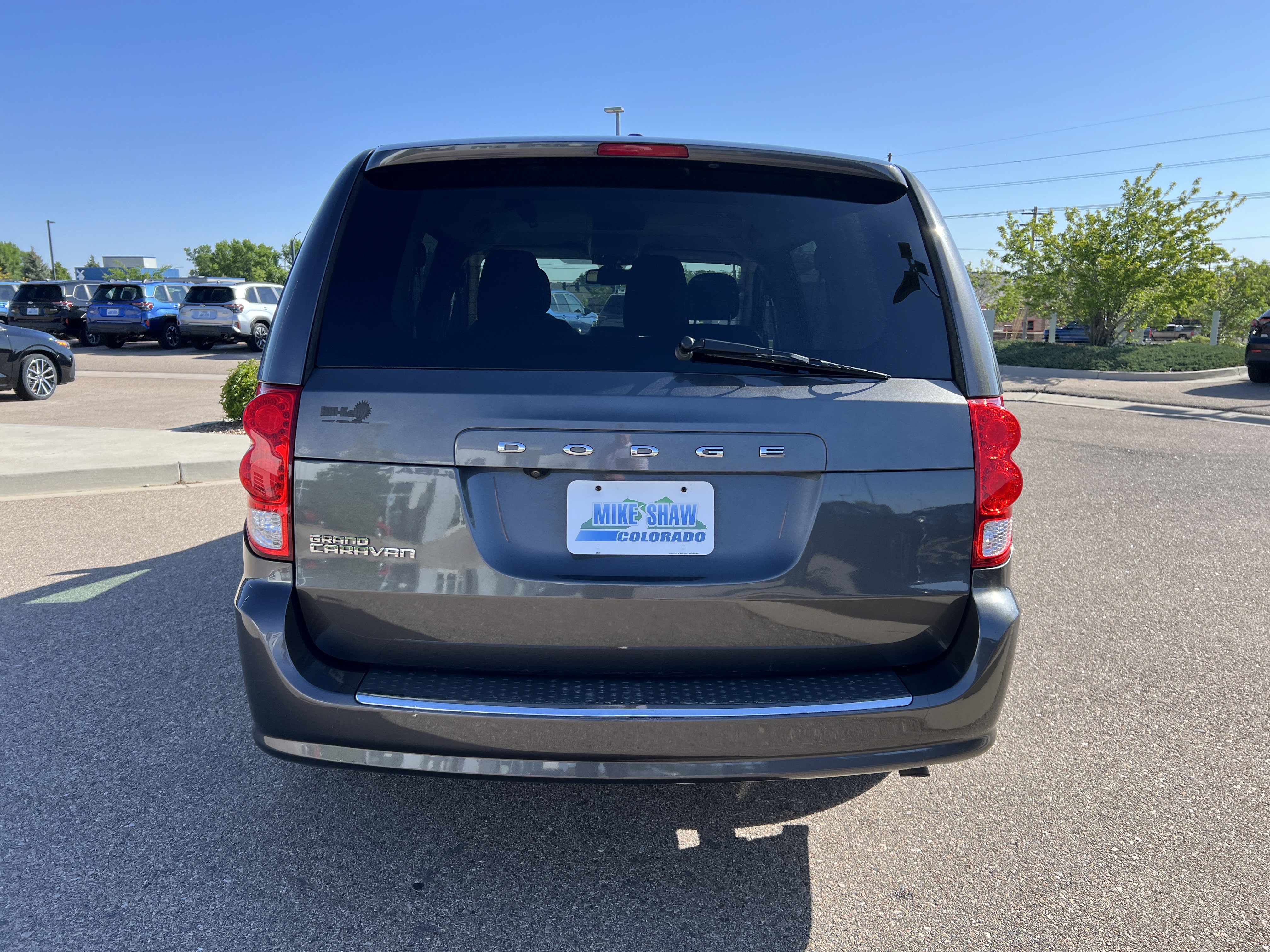 Used 2020 Dodge Grand Caravan SE w/ UConnect Hands-Free Group FWD image 11