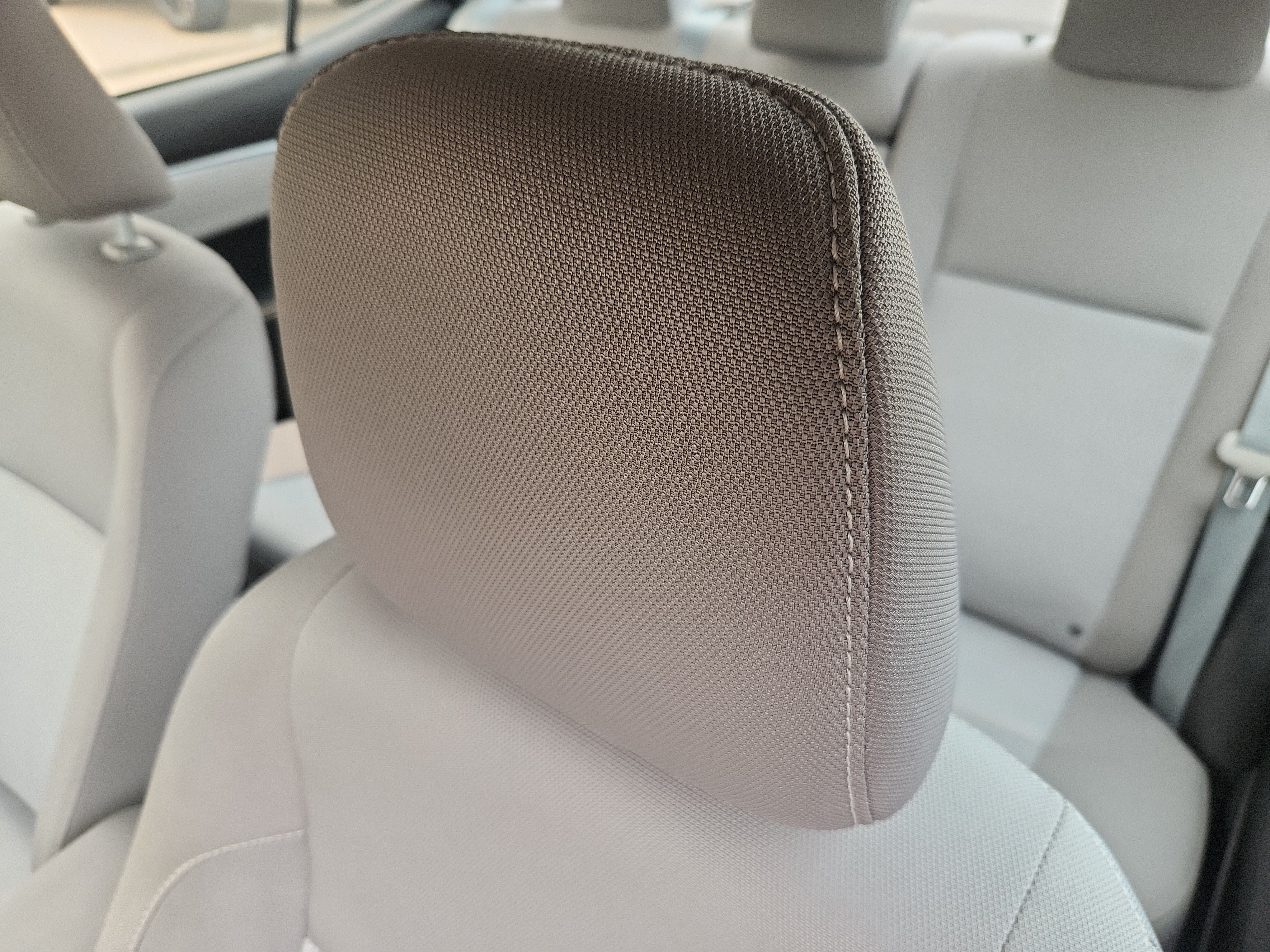 Used 2016 Toyota Corolla LE FWD image 11