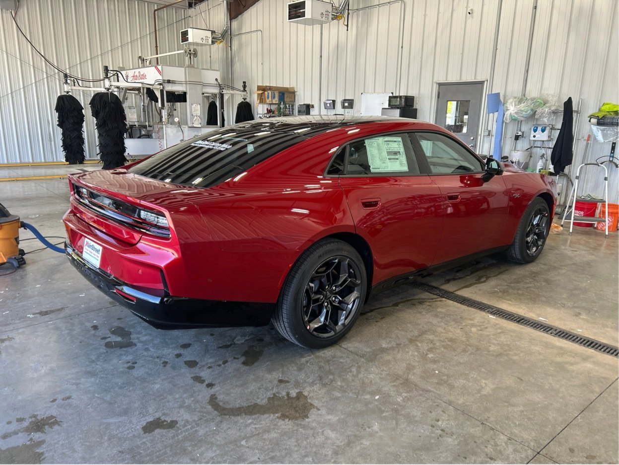 New 2026 Dodge Charger R/T AWD/4WD image 5
