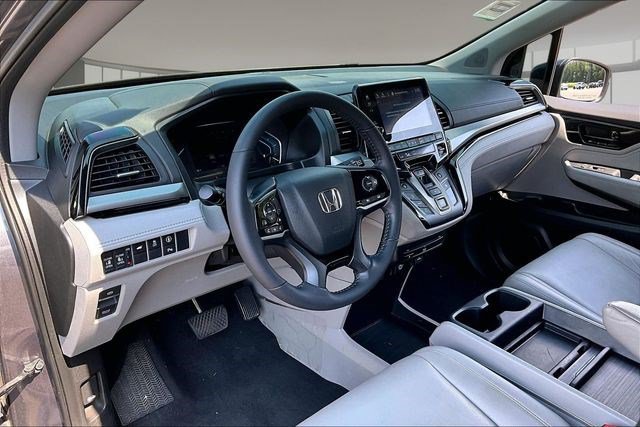 Certified 2022 Honda Odyssey Touring image 17