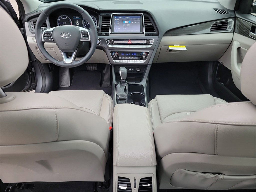Used 2018 Hyundai Sonata Limited w/ Ultimate Package 07 image 16