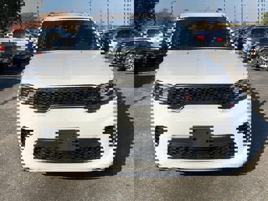 Used 2024 Dodge Durango GT image 2