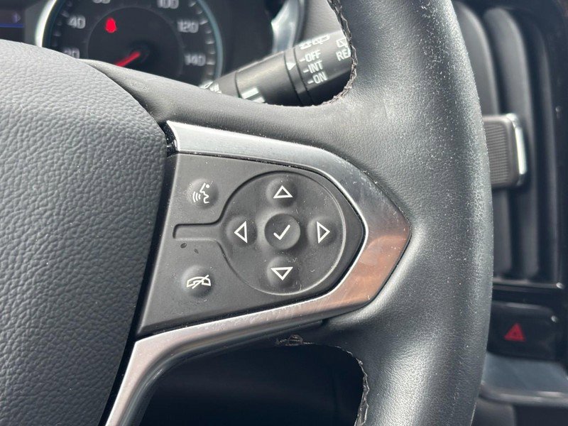 Certified 2023 Chevrolet Traverse LT FWD image 21