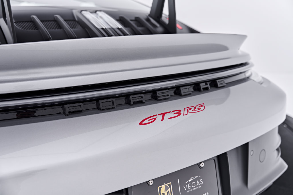 Used 2025 Porsche 911 GT3 RS w/ Weissach Package RWD image 32