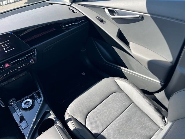 New 2026 Kia Niro Wave FWD image 15