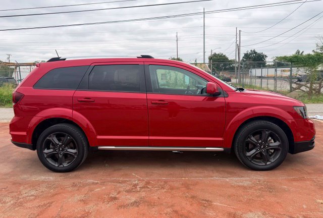 Used 2020 Dodge Journey Crossroad FWD image 4