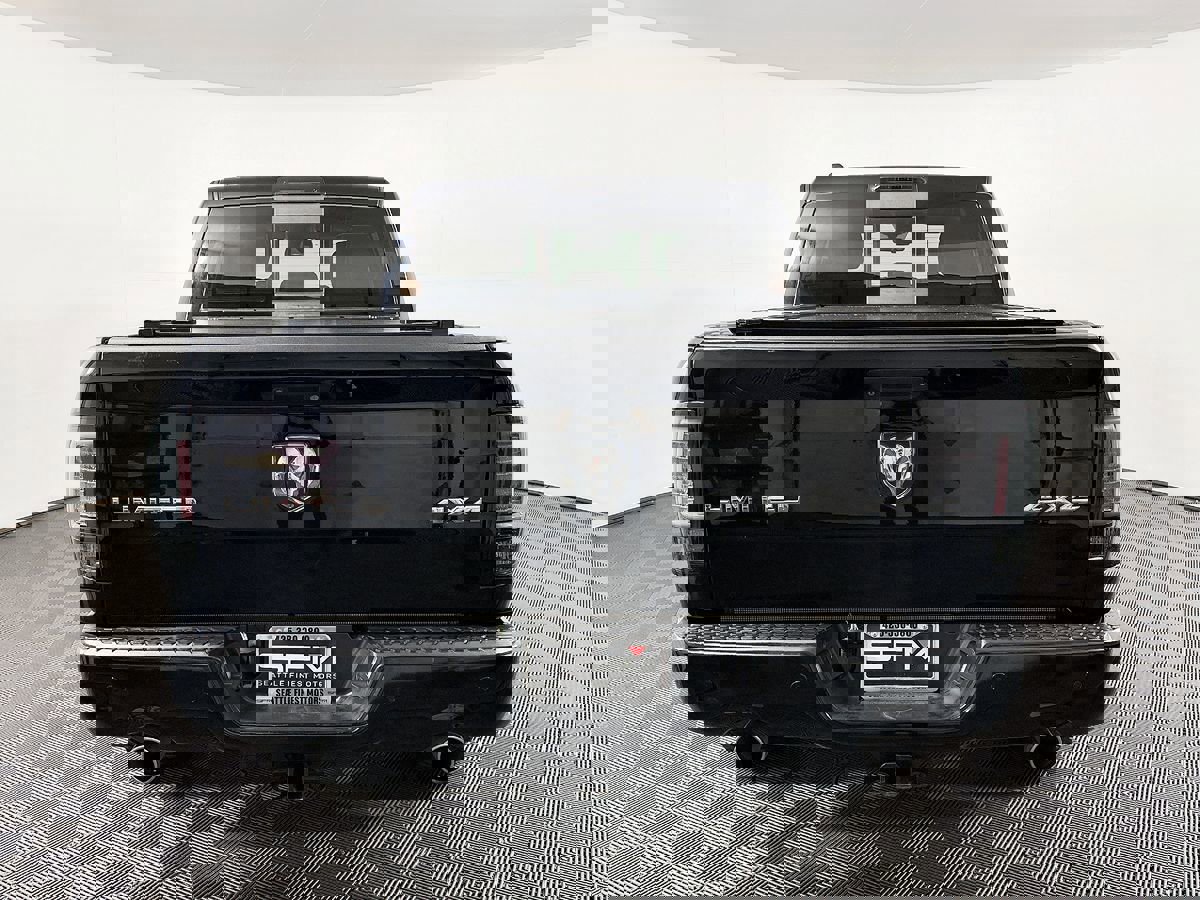 Used 2015 RAM 1500 Laramie Limited image 10