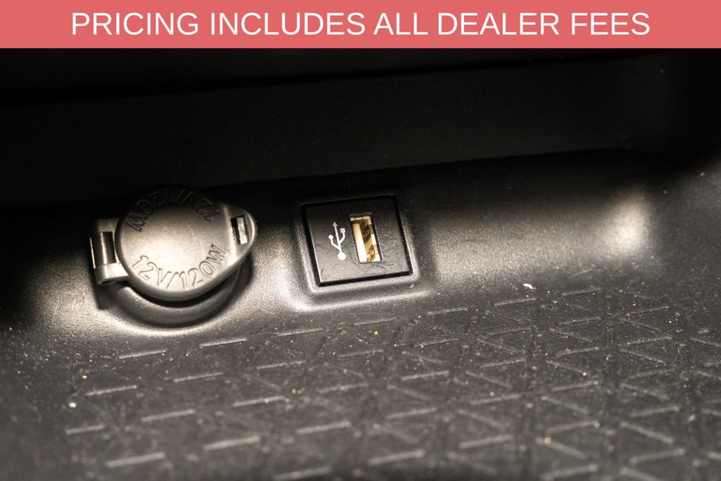 Used 2024 Toyota RAV4 LE AWD/4WD image 13