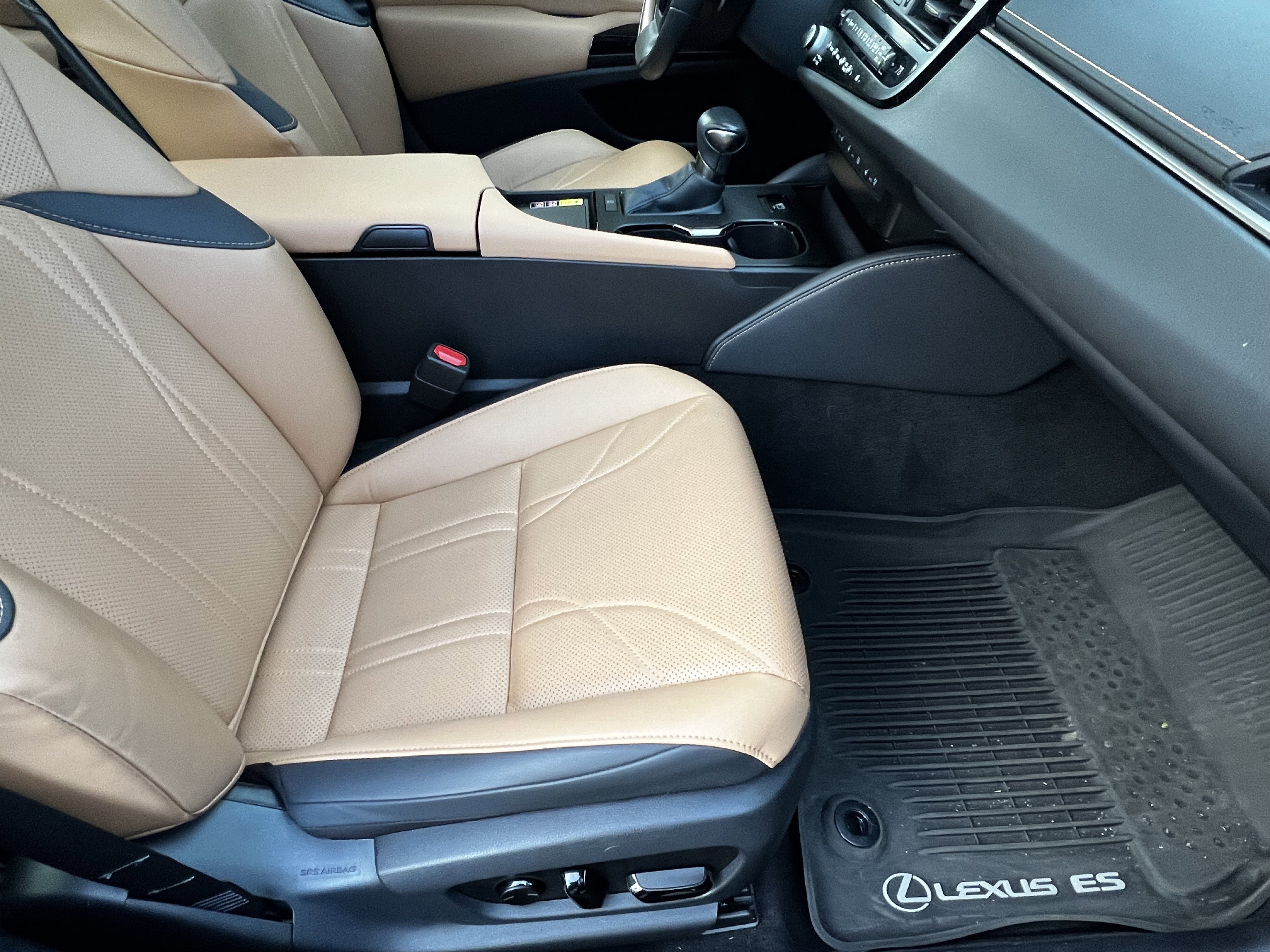 Used 2023 Lexus ES 350 Ultra Luxury image 45