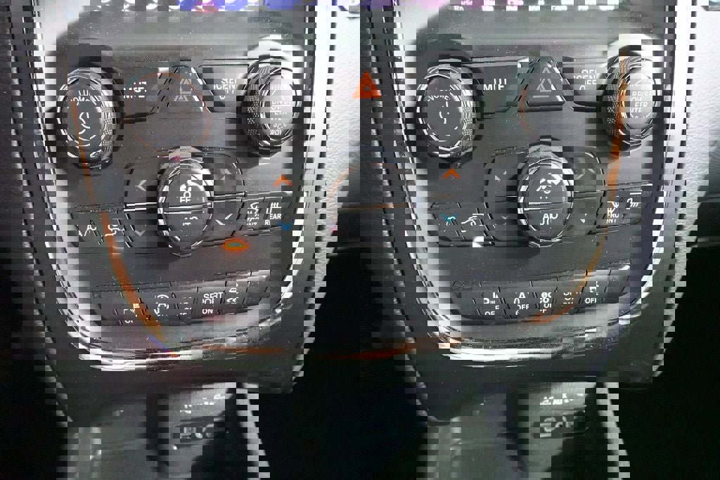 Used 2020 Dodge Durango GT AWD/4WD image 16